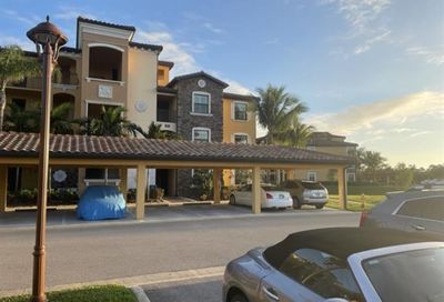 9560 Trevi Ct Naples FL 34113