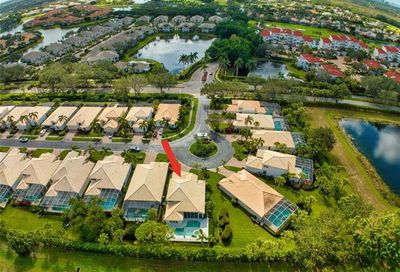 1725 Marsh Run Naples FL 34109