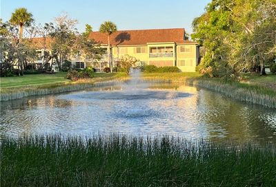 1 Bob O Link Ct Naples FL 34105