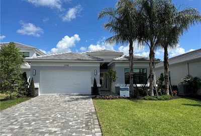 12818 Hawkins Dr Estero FL 33928
