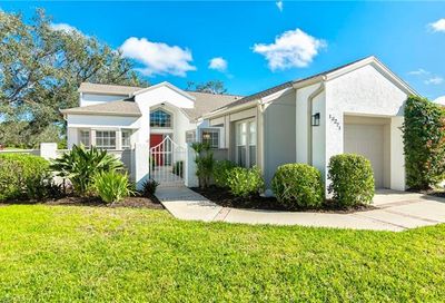 13271 Wedgefield Dr Naples FL 34110