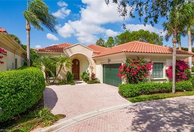 2555 Avila Ln Naples FL 34105