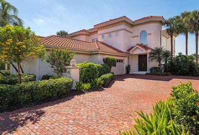 2422 Terra Verde Ln Naples FL 34105