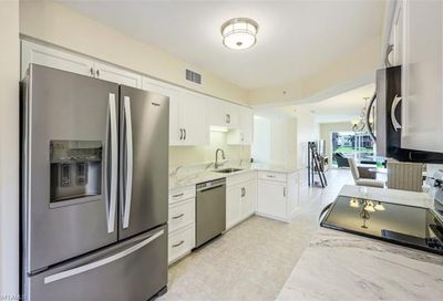 4910 Cougar Ct N Naples FL 34109