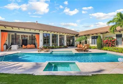 2546 Augusta Dr Naples FL 34109