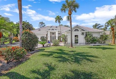 2016 Duke Dr Naples FL 34110