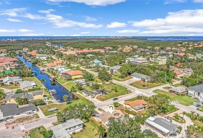 27606/610 Imperial Shores Blvd Bonita Springs FL 34134