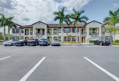15126 Palmer Lake Cir Naples FL 34109