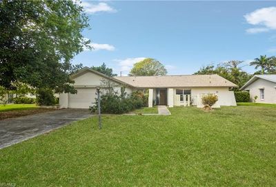 4396 Beechwood Lake Dr Naples FL 34112