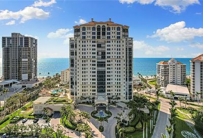 81 Seagate Dr Naples FL 34103