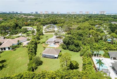 620 Carica Rd Naples FL 34108
