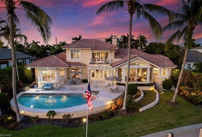 400 Spring Line Dr Naples FL 34102