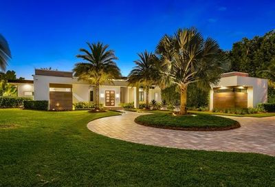 172 Center St Naples FL 34108