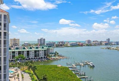 410 Flagship Dr Naples FL 34108