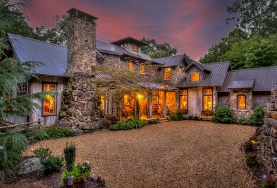 750 Chief Whitetails Rd Ellijay GA 30540