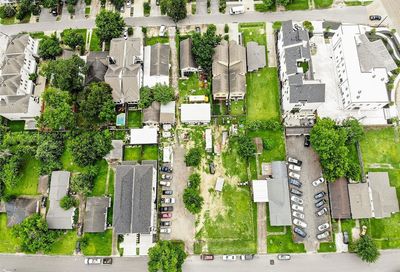 819 W 16th Street Houston TX 77008