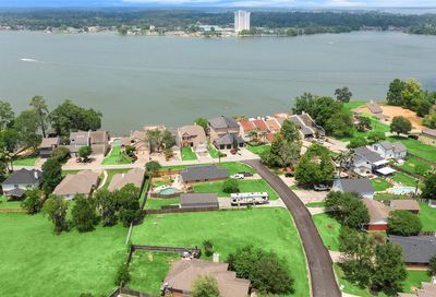 723 Moonwalk Street Montgomery TX 77356