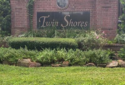 9963 Twin Shores Drive Willis TX 77318