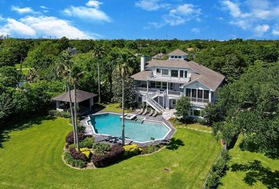 3201 Bayshore Drive La Porte TX 77571