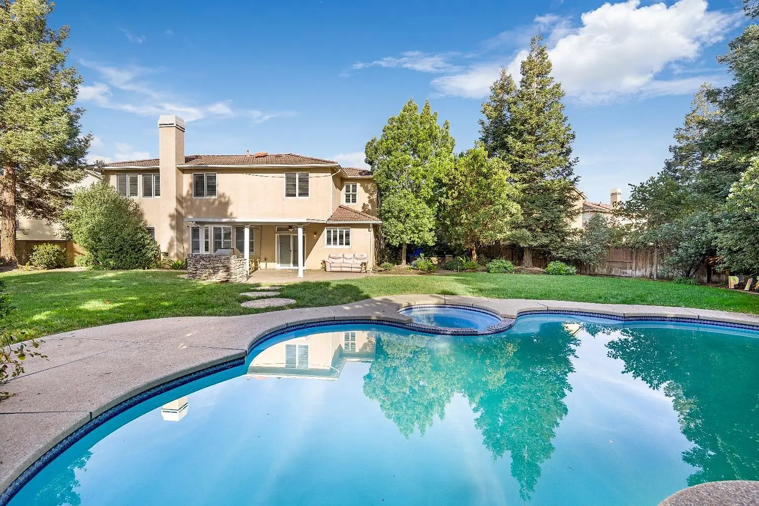 4322 N Riverbank Court Stockton CA 95219 eXp Realty® 4322 N Riverbank Court Stockton CA 95219 eXp Realty®