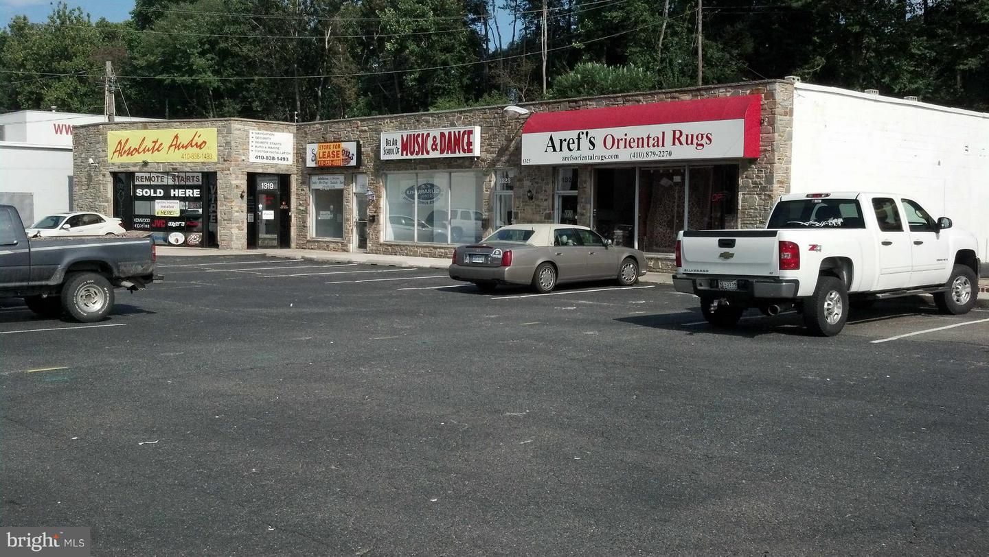 1319 Baltimore Pike