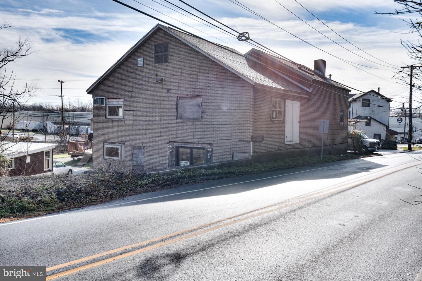 593 Limerick Center Road
