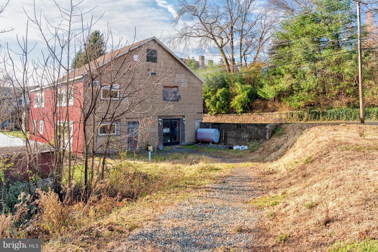 593 Limerick Center Road