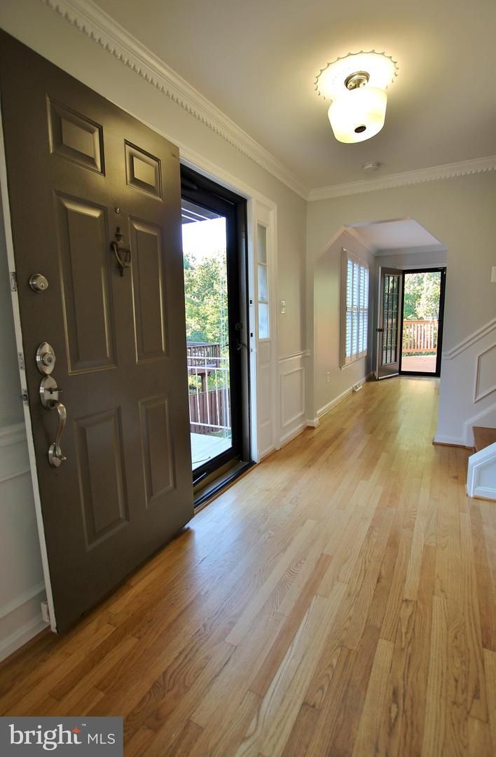 7321 Mallory Lane