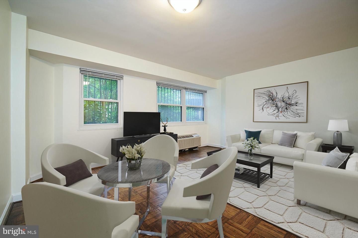 1801 Clydesdale Place NW 218