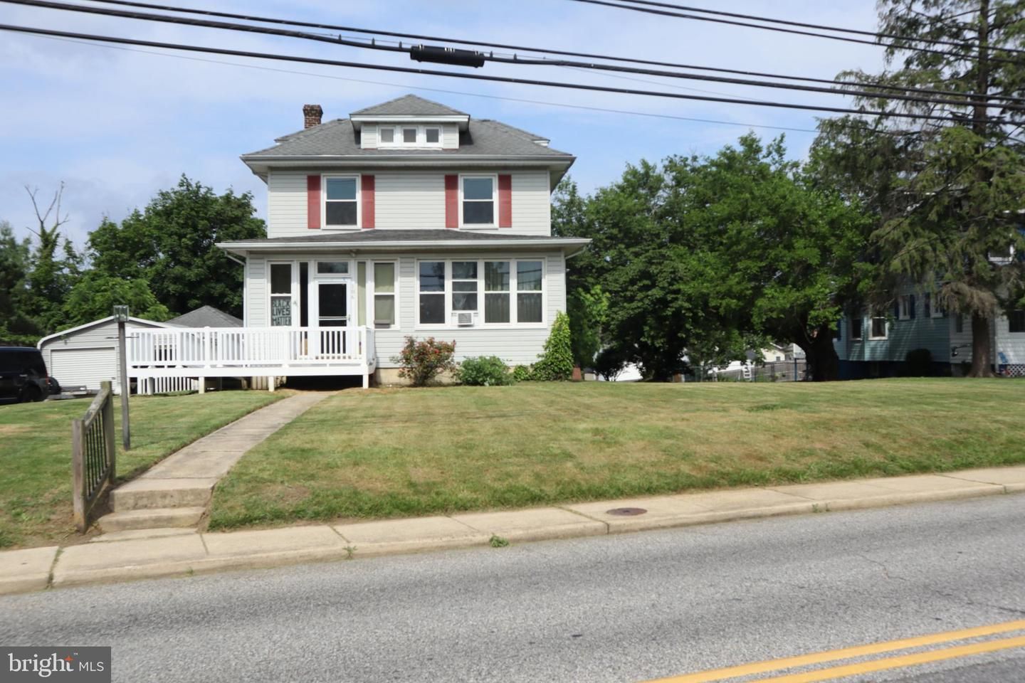 106 S Hammonds Ferry Road