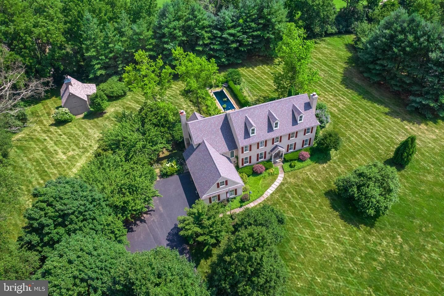 603 Swallow Lane