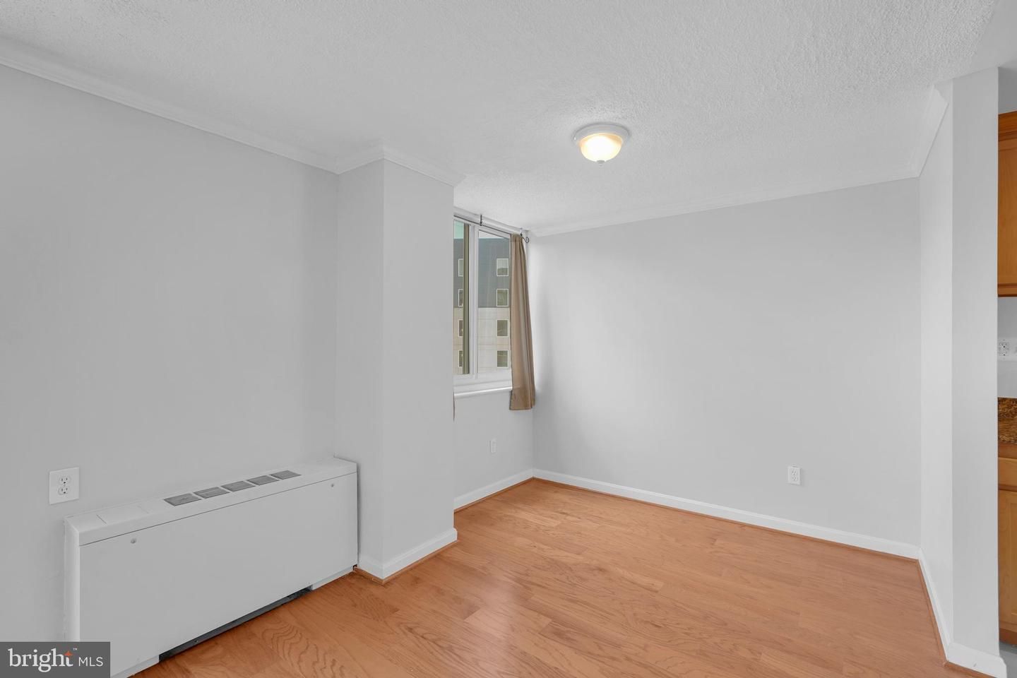 4520 King Street 506