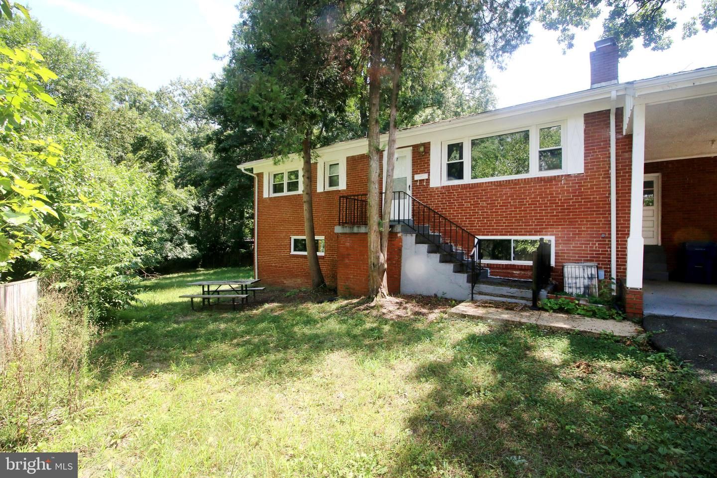 6615 The Parkway