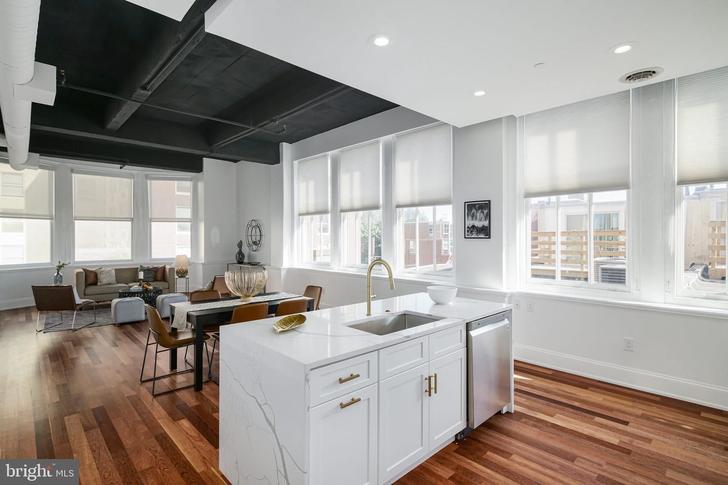 214 S 12th Street 3s