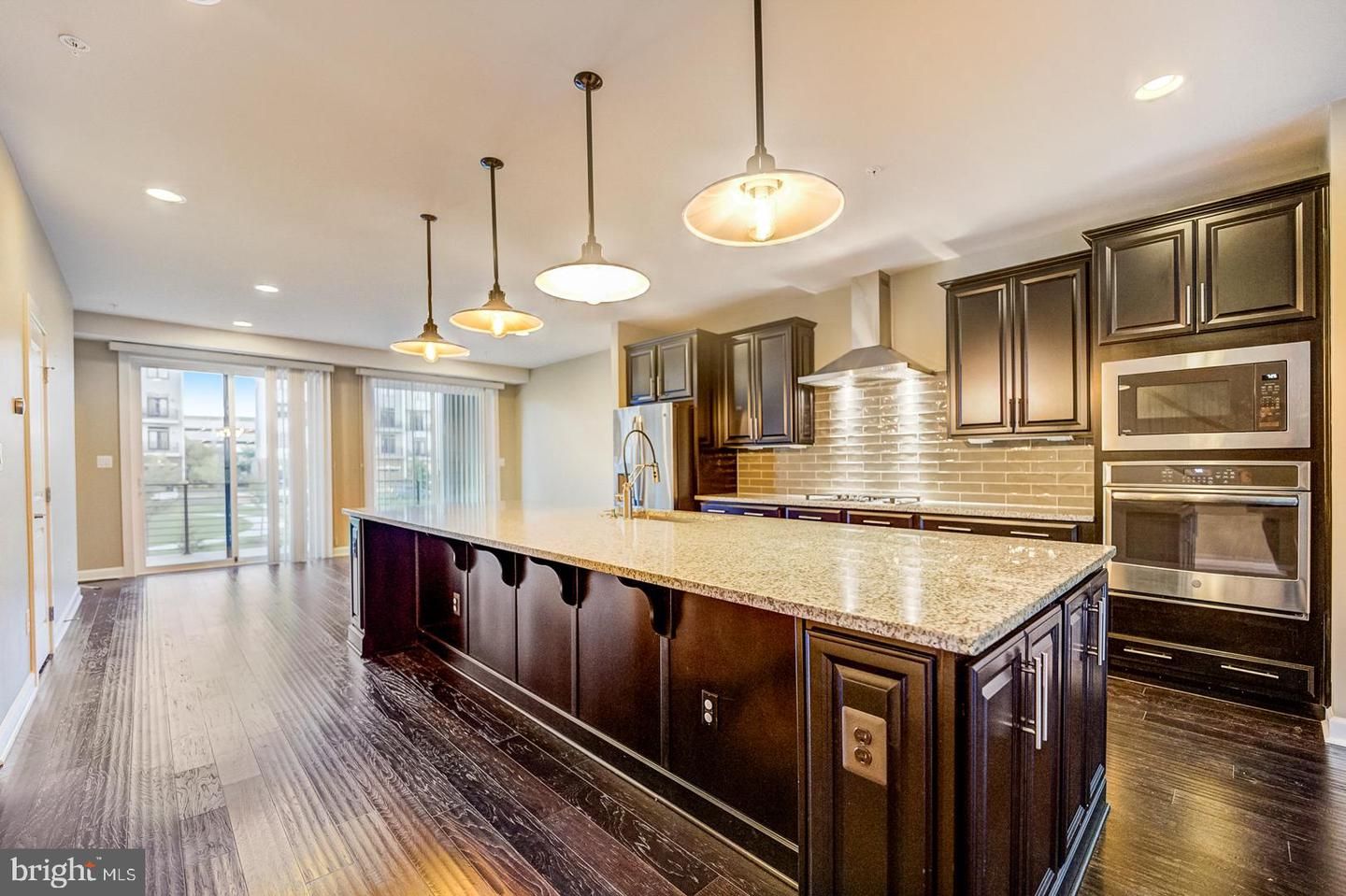 1310 White Feldspar Terrace SE