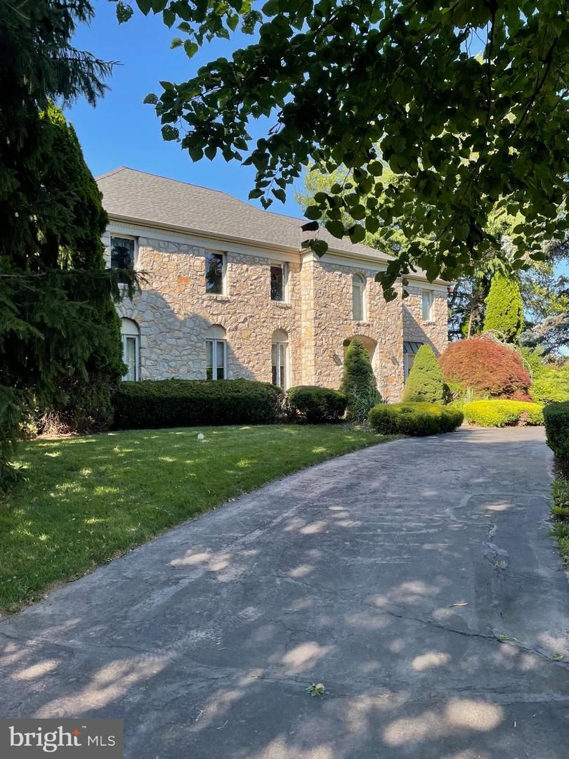 120 Lisette Drive