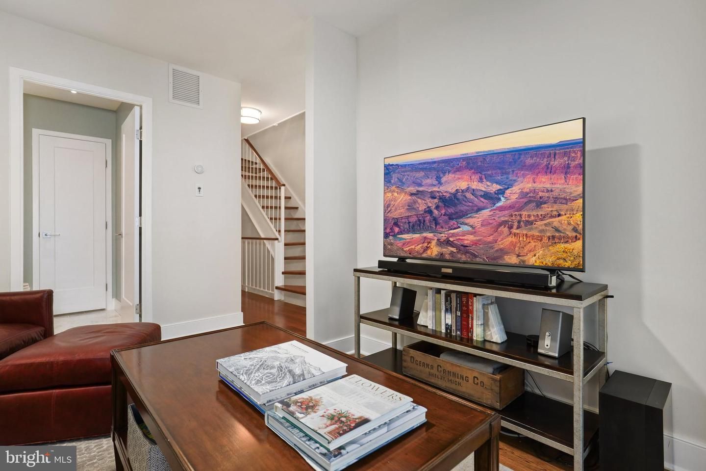 1259 4th Street SW 7