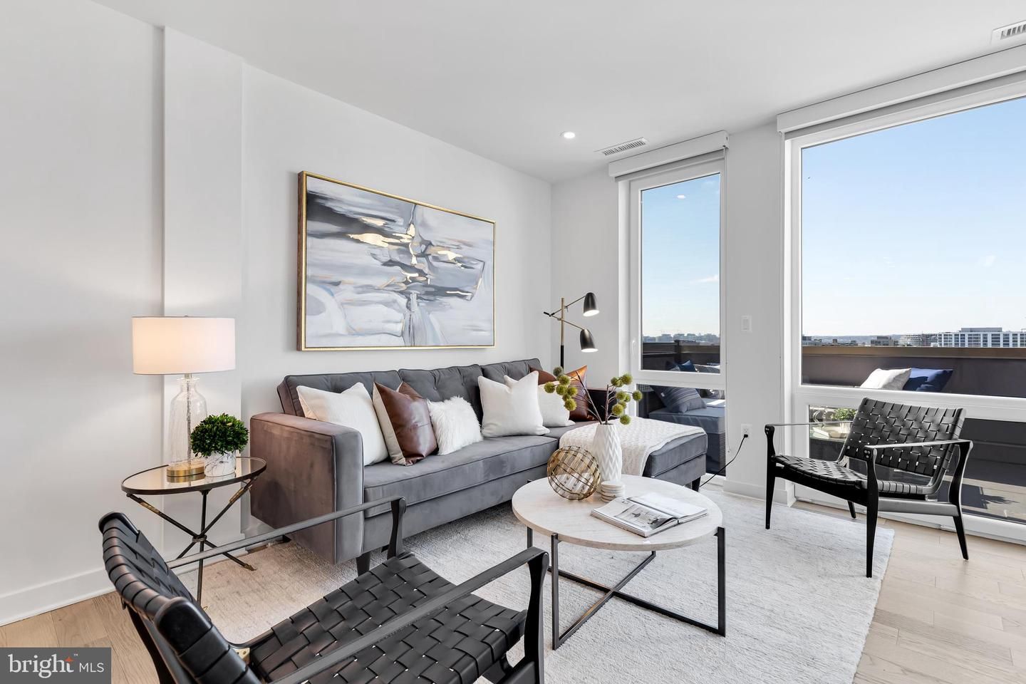37 L Street SE 1103