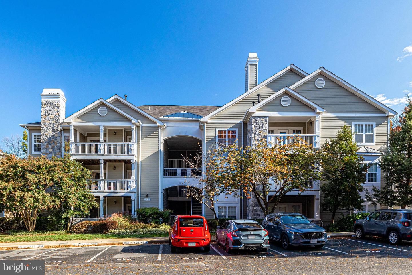 1716 Lake Shore Crest Drive 36