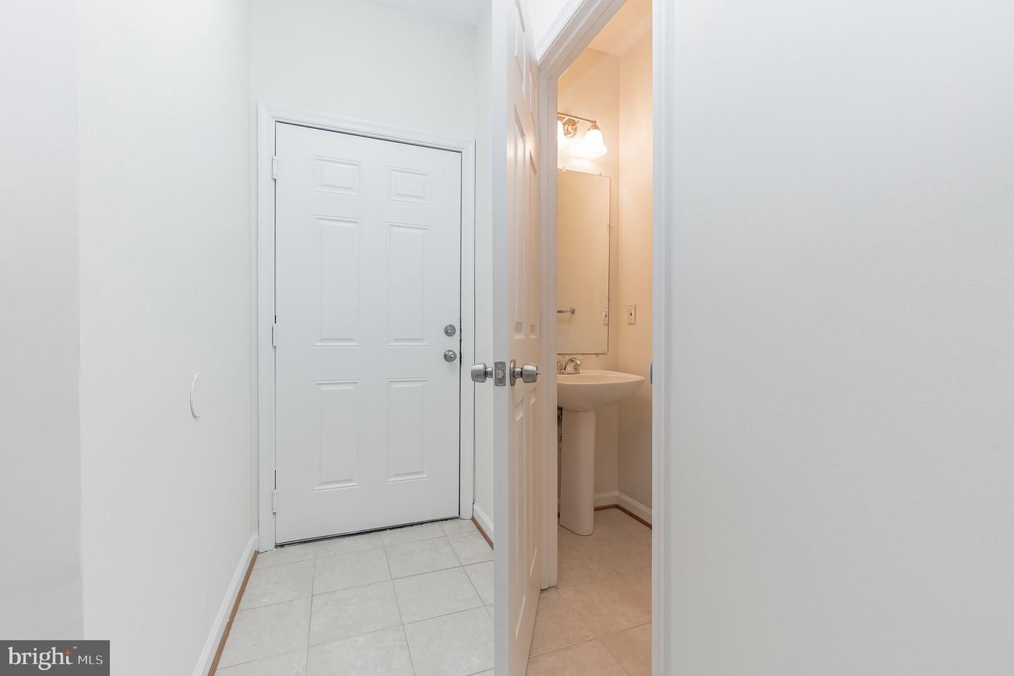 1705 Lake Shore Crest Drive 32