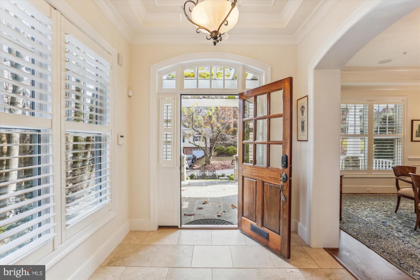 6509 Landon Lane
