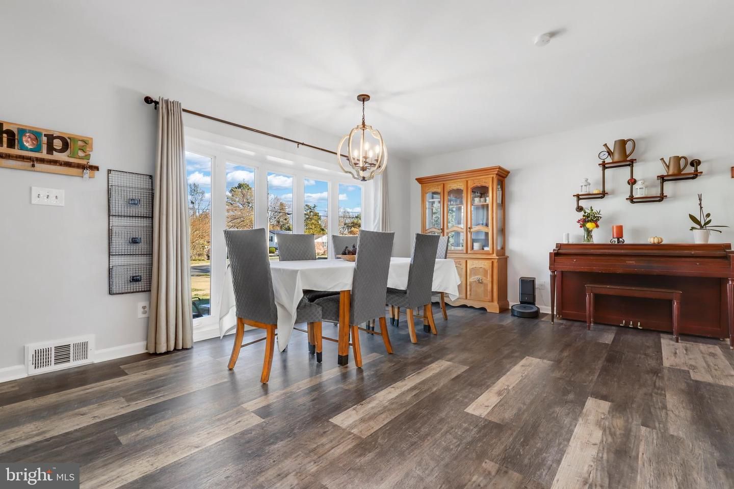 8001 W Rockglen Court