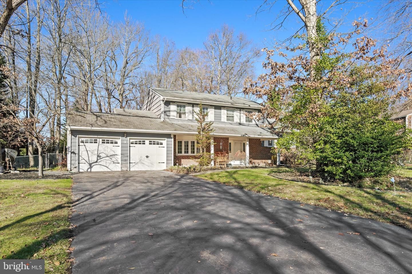 4 Sutton Place