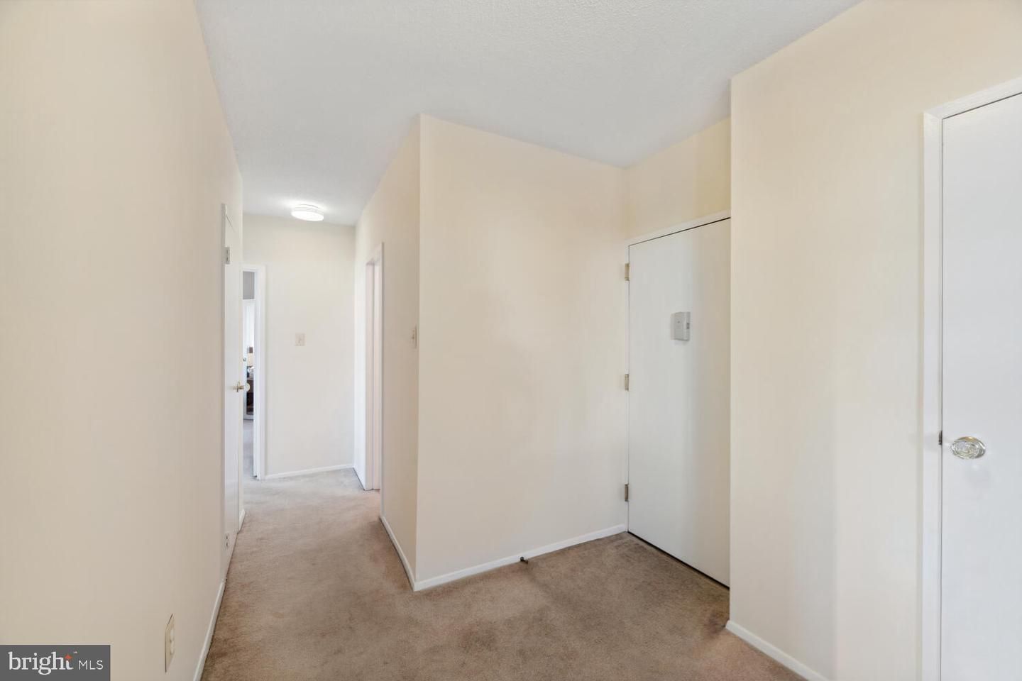 4141 N Henderson Road 619