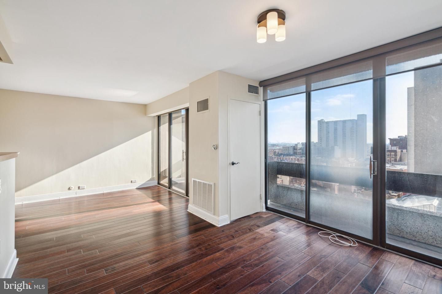 1326 Spruce Street 808
