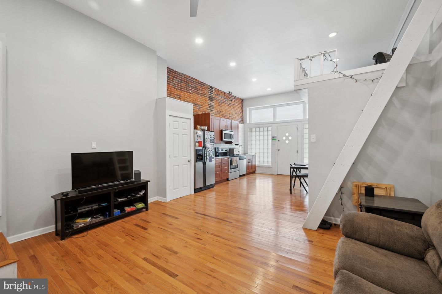251 S 12th Street