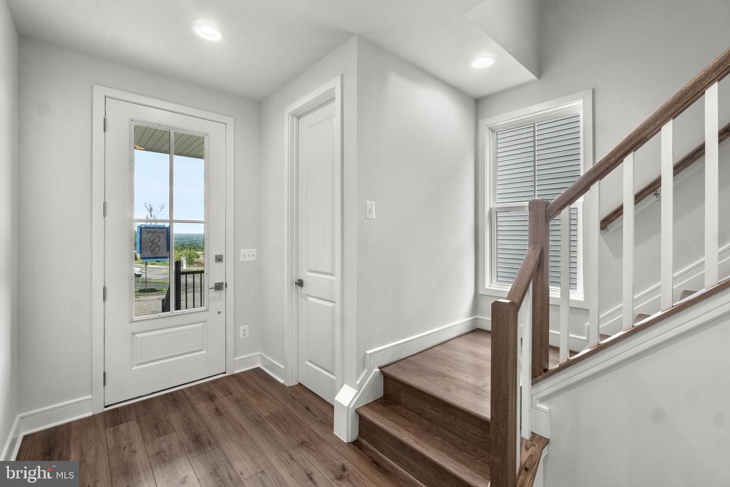 21450 Mont Blanc Place