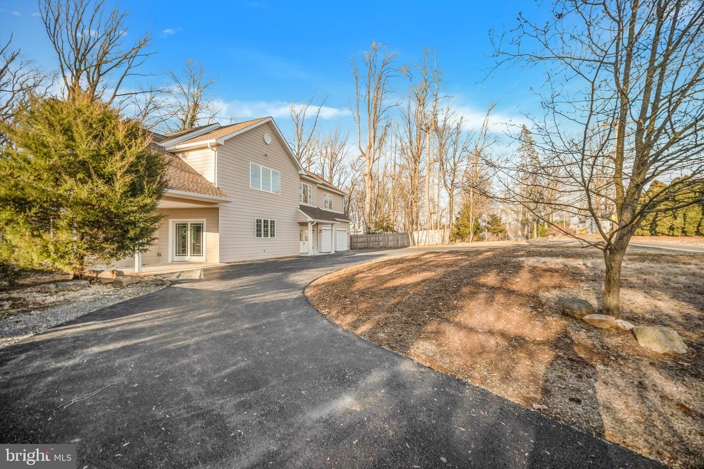 1516 Buck Road