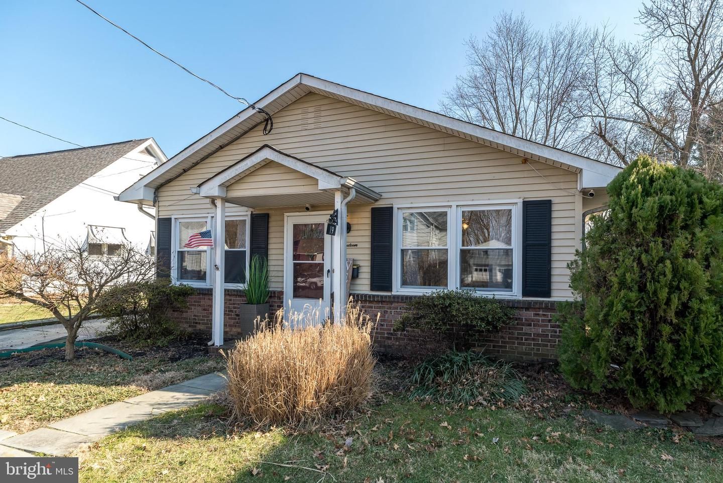 19 Melvin Avenue