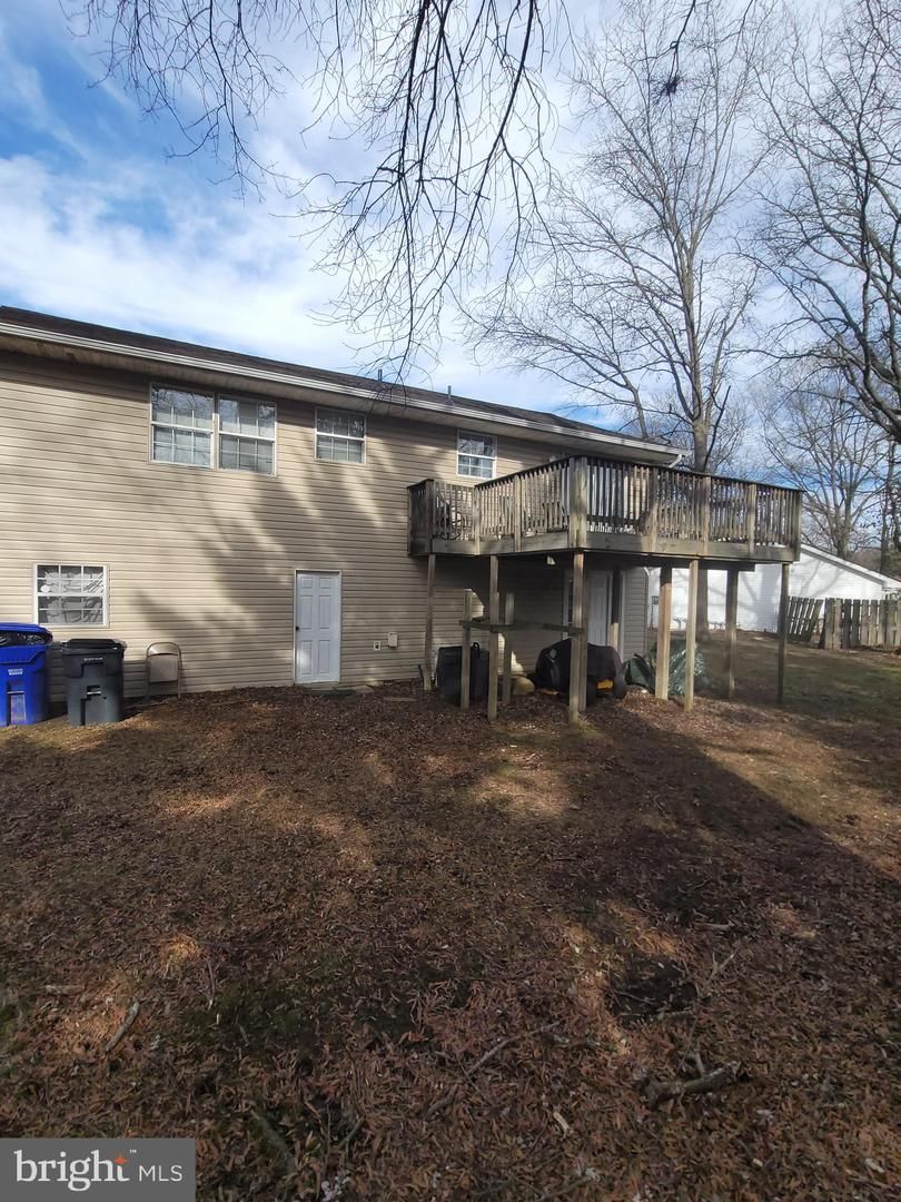 2065 Balfour Court